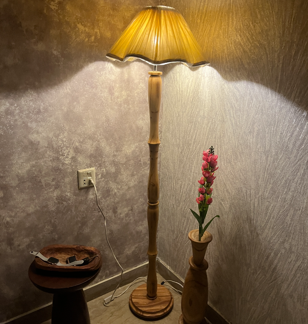 Aromatic CedarWood Floor Lamp