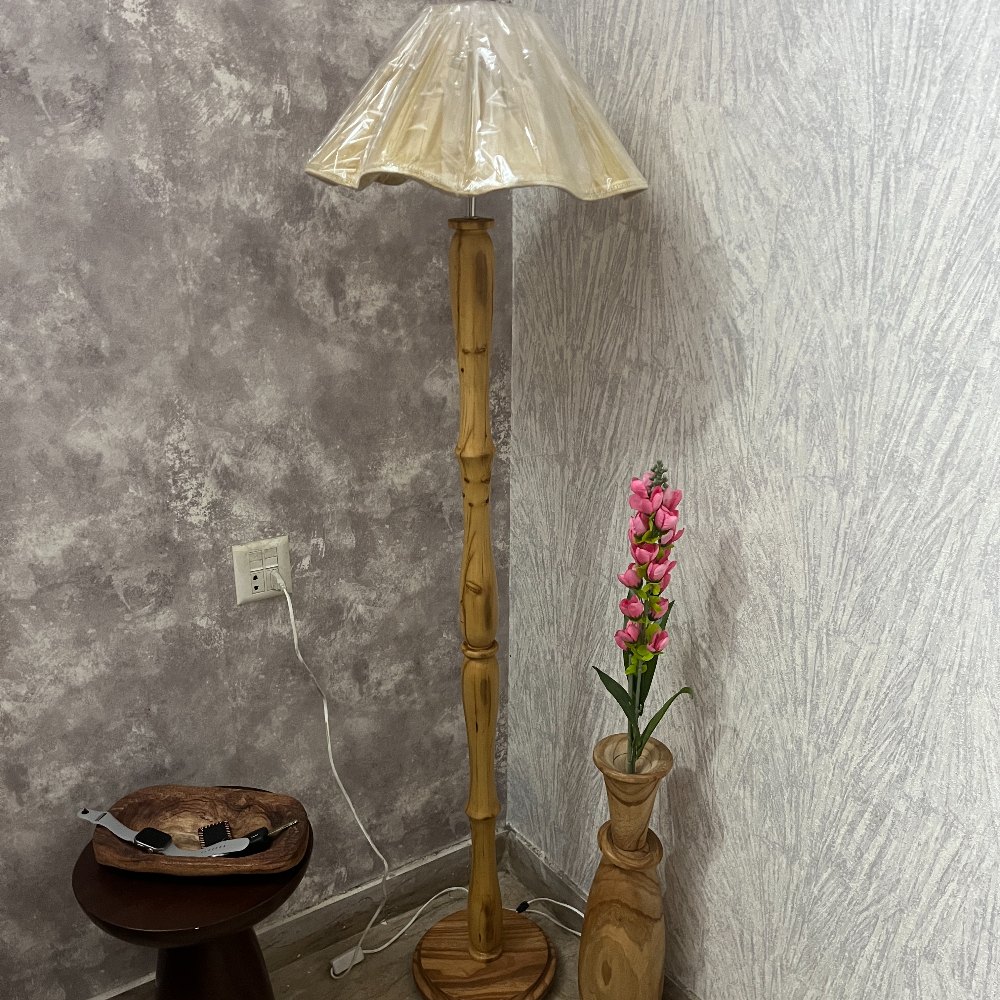 Aromatic CedarWood Floor Lamp