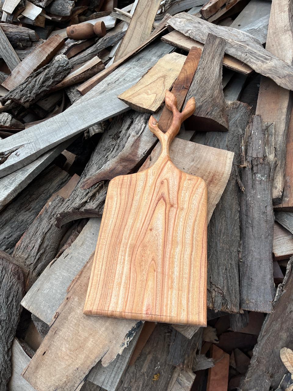 Wooden Stag Leaf Cutting Board