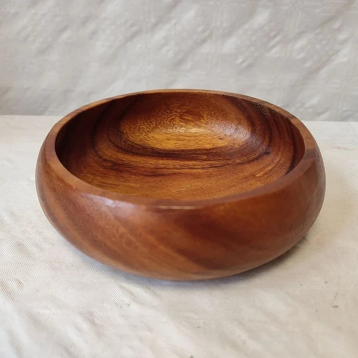 Wooden Nut Bowls Sleek Design