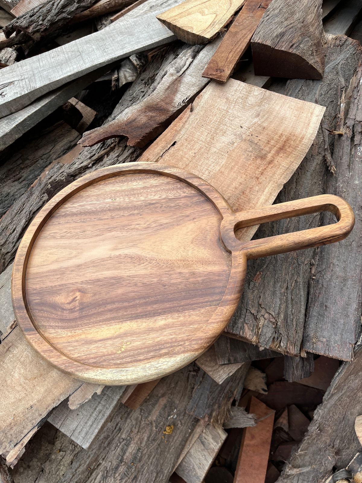 Wooden Round Platter with Unique Handle