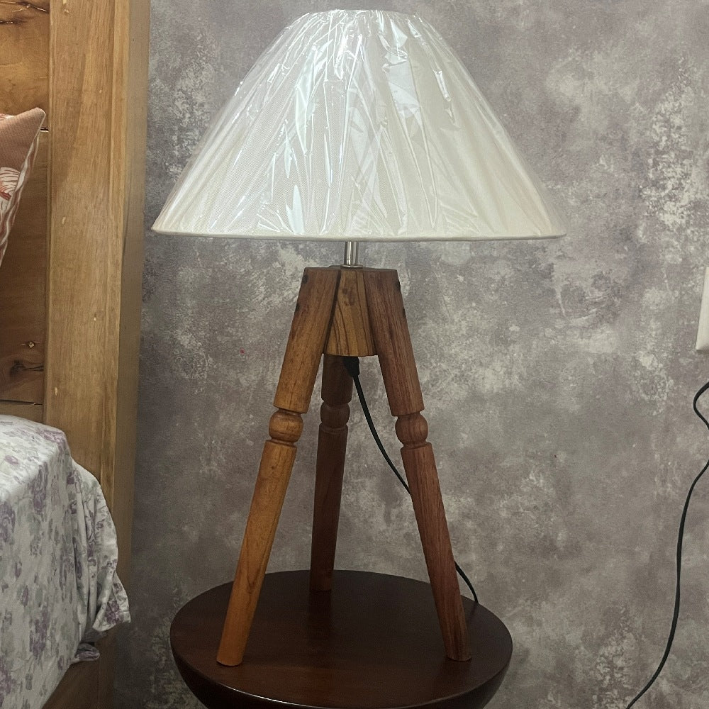 Wooden Lightweight Tripod Table Lamp